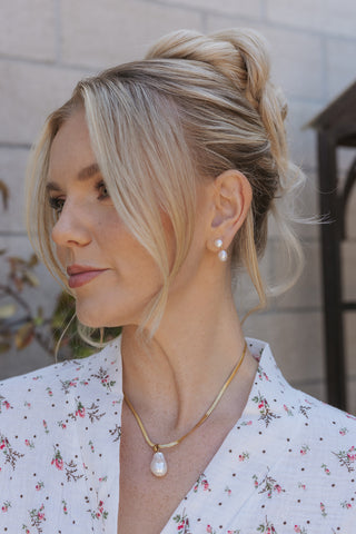 Claire Necklace