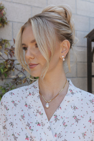 Claire Necklace