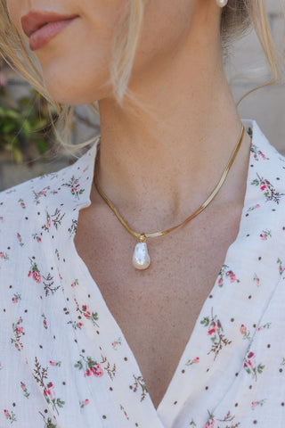 Claire Necklace