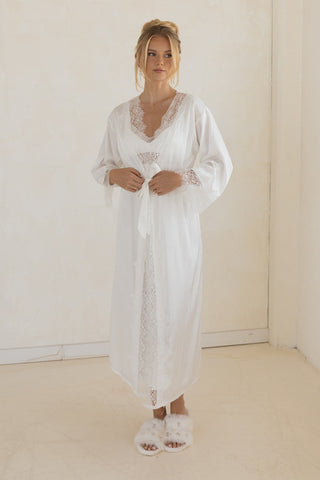Evangeline Robe