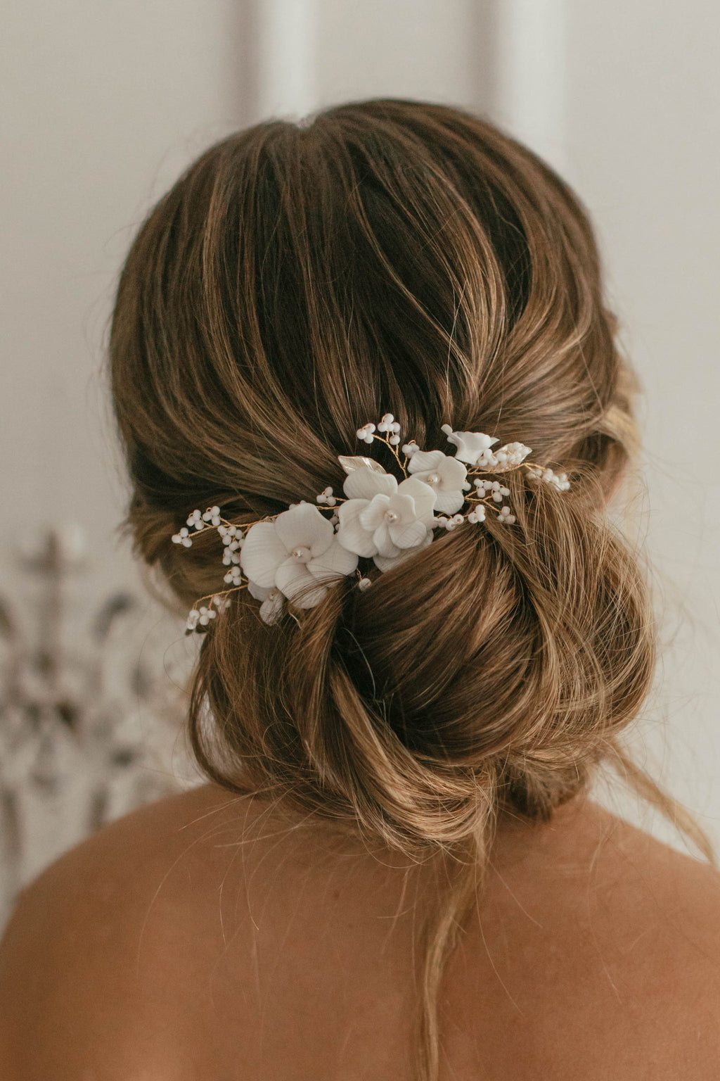 FLORA hair comb Gold with White Flowers jay kay Flora Hair Comb – Jay Kay Braids and Bridal main image 3