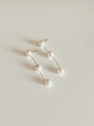 Laguna Earring- 3 Pearls