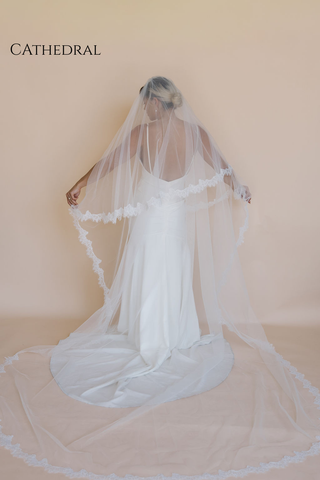 Lila Veil With Blusher