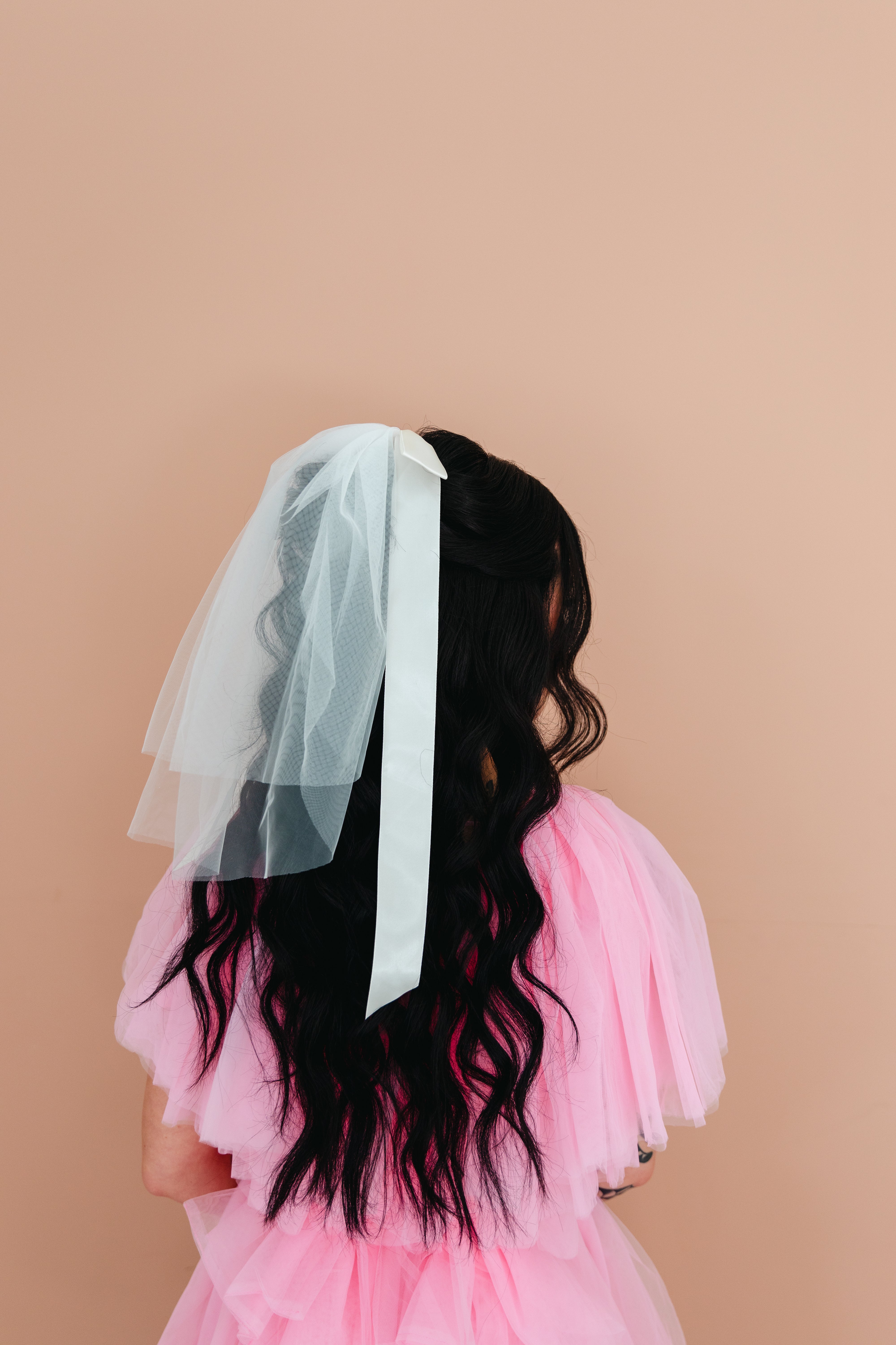 short dress veil Silk Wedding Veil Short (Ivory White)