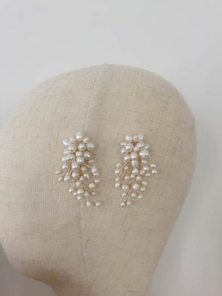Pearls & Promises Earring