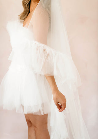 Raelene Ruffle Veil