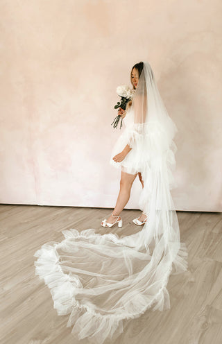 Raelene Ruffle Veil