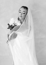 Load image into Gallery viewer, The Sophia Satin-Trim Veil
