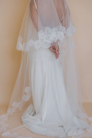Peony Veil With Blusher