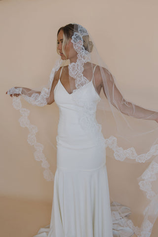 Peony Mantilla Veil
