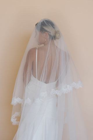 Lila Veil With Blusher