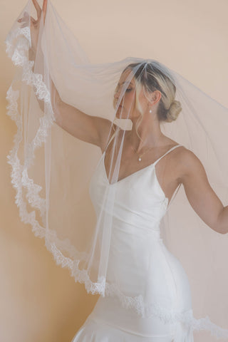 Lila Veil With Blusher