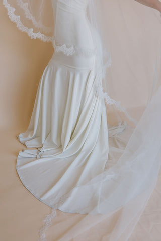 Lila Veil With Blusher