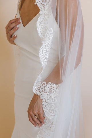 Ava Mantilla Veil