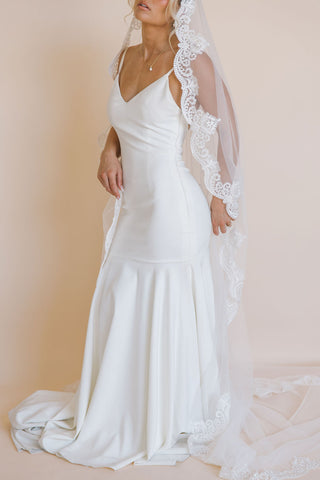 Ava Mantilla Veil