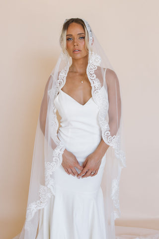 Ava Mantilla Veil