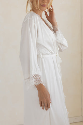 Evangeline Robe