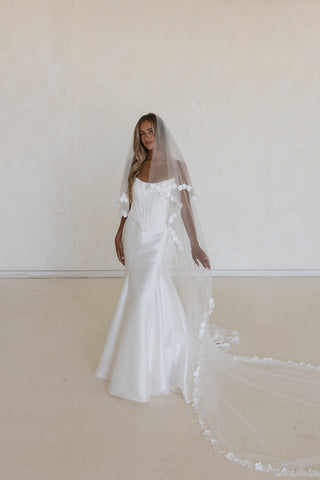 Harlow Veil