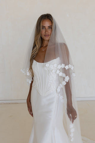 Harlow Veil
