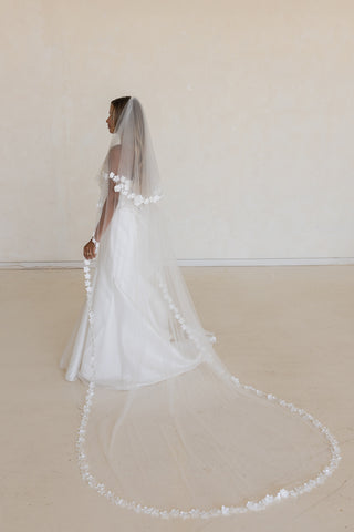 Harlow Veil