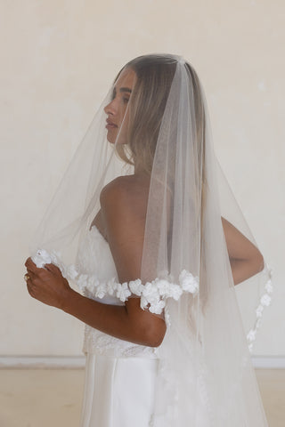 Harlow Veil