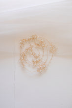 Load image into Gallery viewer, Dainty Pearl Hair Vine
