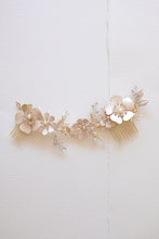 Load image into Gallery viewer, Crystal Cove Comb
