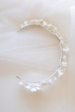 Load image into Gallery viewer, Flora Headband
