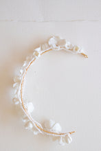 Load image into Gallery viewer, Flora Headband
