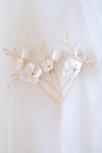 Load image into Gallery viewer, Flora Hair Pins
