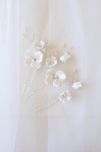 Load image into Gallery viewer, Flora Hair Pins
