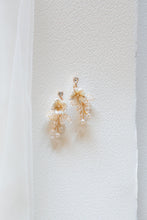 Load image into Gallery viewer, Valencia Earring
