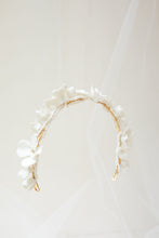 Load image into Gallery viewer, Flora Headband

