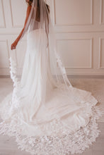 Load image into Gallery viewer, The Brittany Veil
