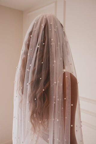 The Hailey Pearl Veil