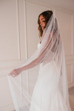 Load image into Gallery viewer, The Hailey Pearl Veil
