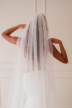 Load image into Gallery viewer, The Hailey Pearl Veil
