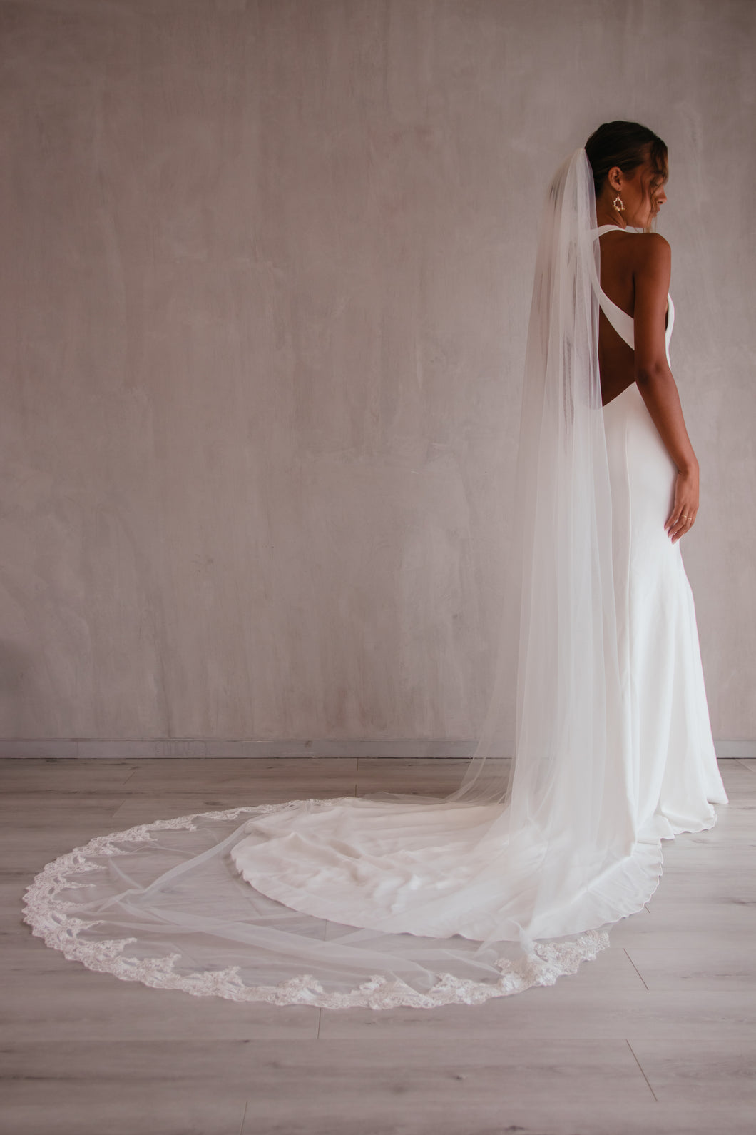Kristen Cathedral Veil
