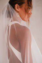 Load image into Gallery viewer, The Hannah Veil, Single Layer Tulle
