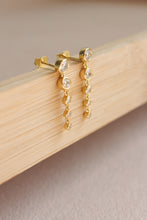 Load image into Gallery viewer, Dapper Earring
