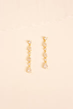 Load image into Gallery viewer, Kensington Earring

