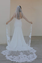 Load image into Gallery viewer, The Brittany Veil
