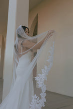 Load image into Gallery viewer, The Brittany Veil
