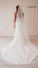 Load image into Gallery viewer, The Hailey Pearl Veil
