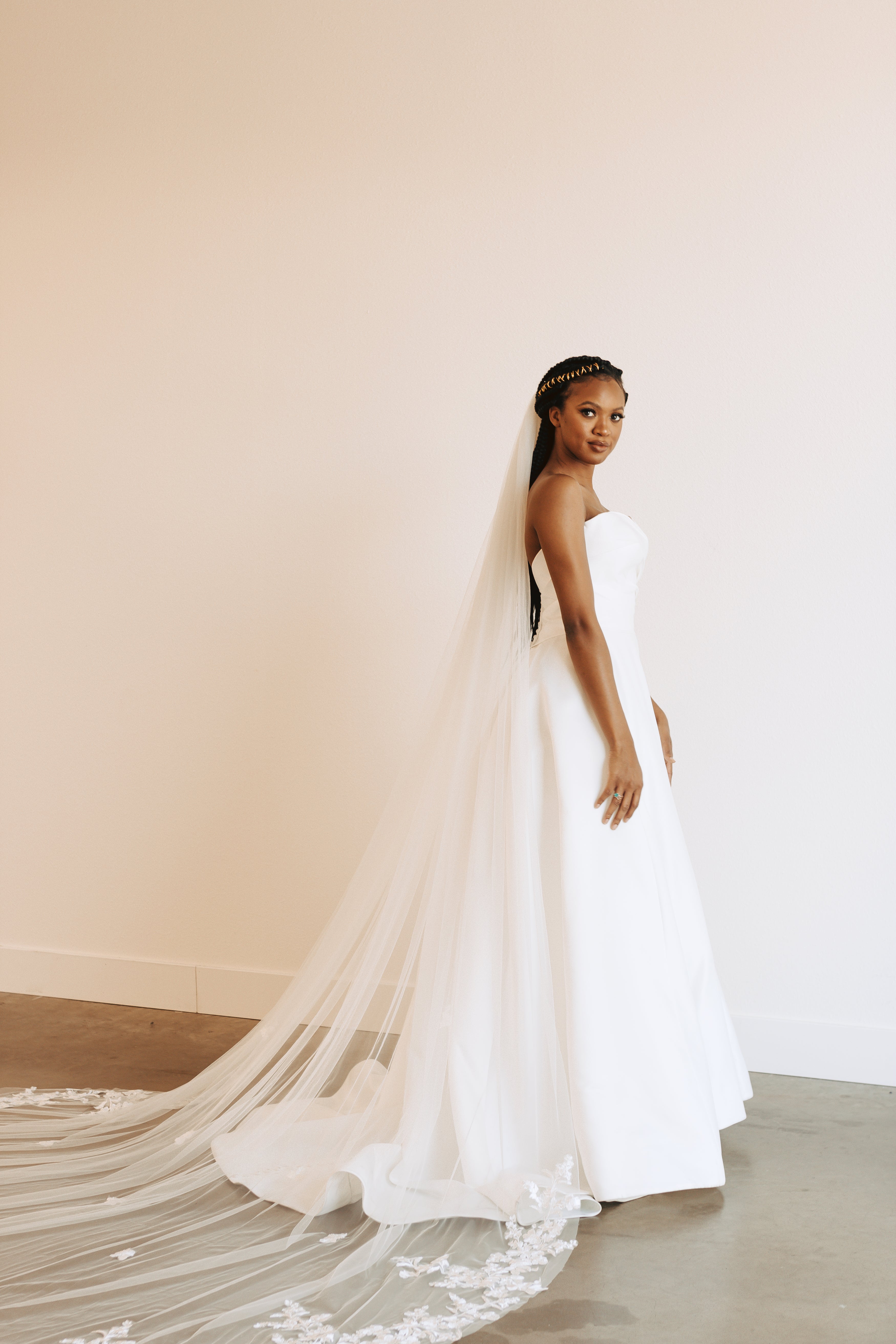 The Elizabeth Floral Cathedral Veil – Jay Kay Braids and Bridal