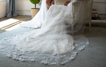 Load image into Gallery viewer, The Corina Veil
