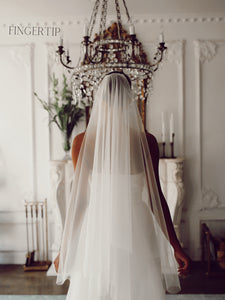 Rosie Veil (Single Layer tulle with blusher)