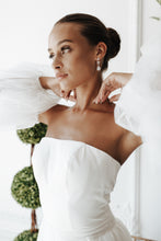 Load image into Gallery viewer, Newport Drop Earring
