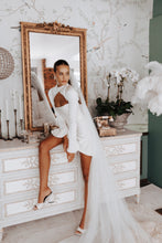 Load image into Gallery viewer, The Hannah Veil, Single Layer Tulle
