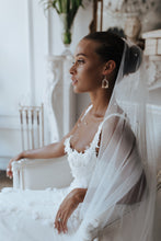 Load image into Gallery viewer, The Corina Veil
